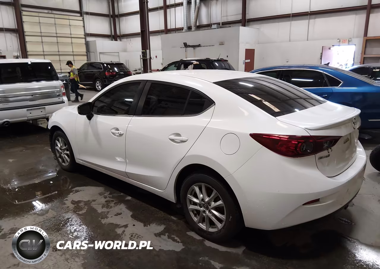 2014 Mazda Mazda3 I Touring VIN:JM1BM1V79E1167872 - 3
