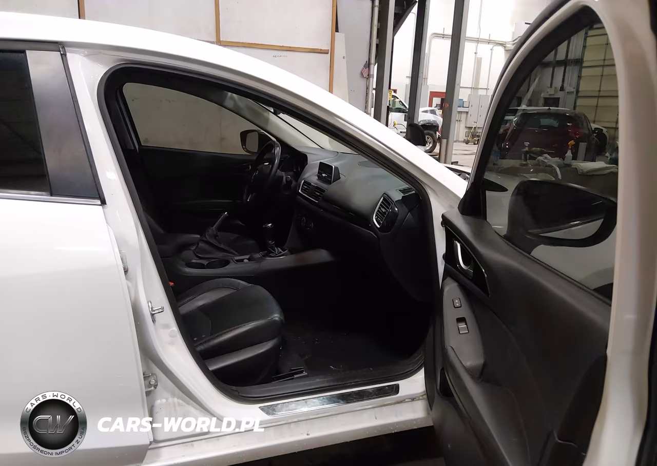 2014 Mazda Mazda3 I Touring VIN:JM1BM1V79E1167872 - 5