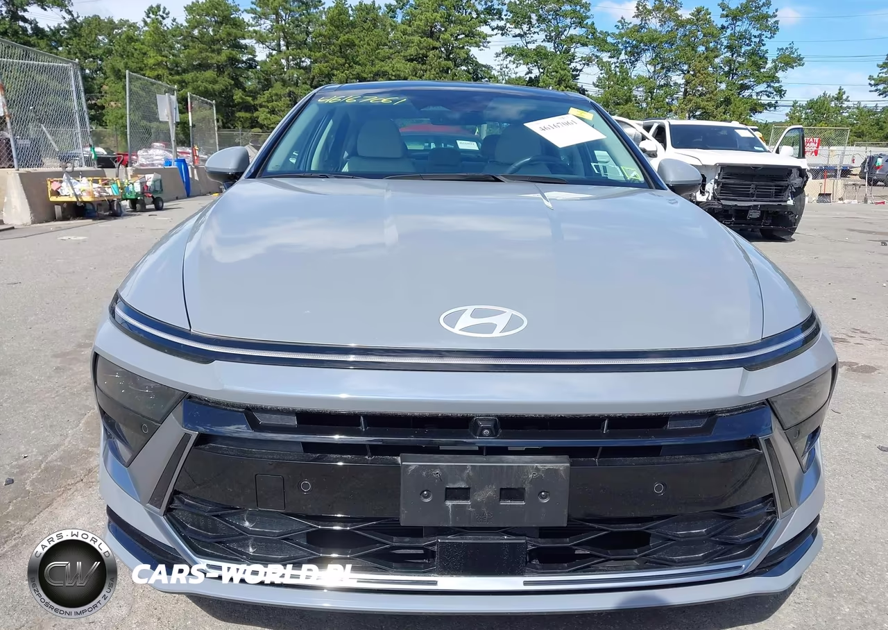 2025 Hyundai Sonata Hybrid Limited VIN:KMHL54JJ8SA106119 - 13