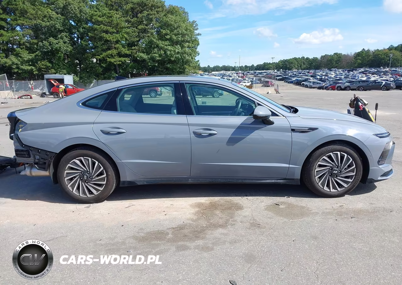 2025 Hyundai Sonata Hybrid Limited VIN:KMHL54JJ8SA106119 - 14