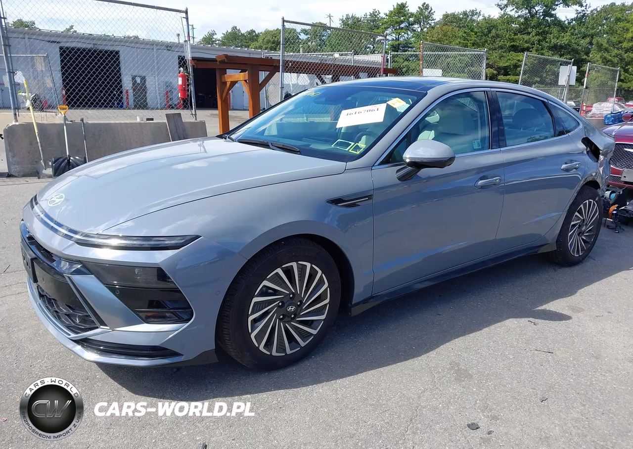 2025 Hyundai Sonata Hybrid Limited VIN:KMHL54JJ8SA106119 - 2