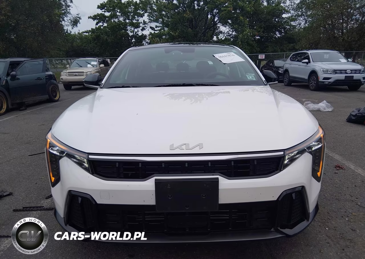 2025 Kia K4 Gt-Line Turbo VIN:3KPFW4DC1SE182788 - 12