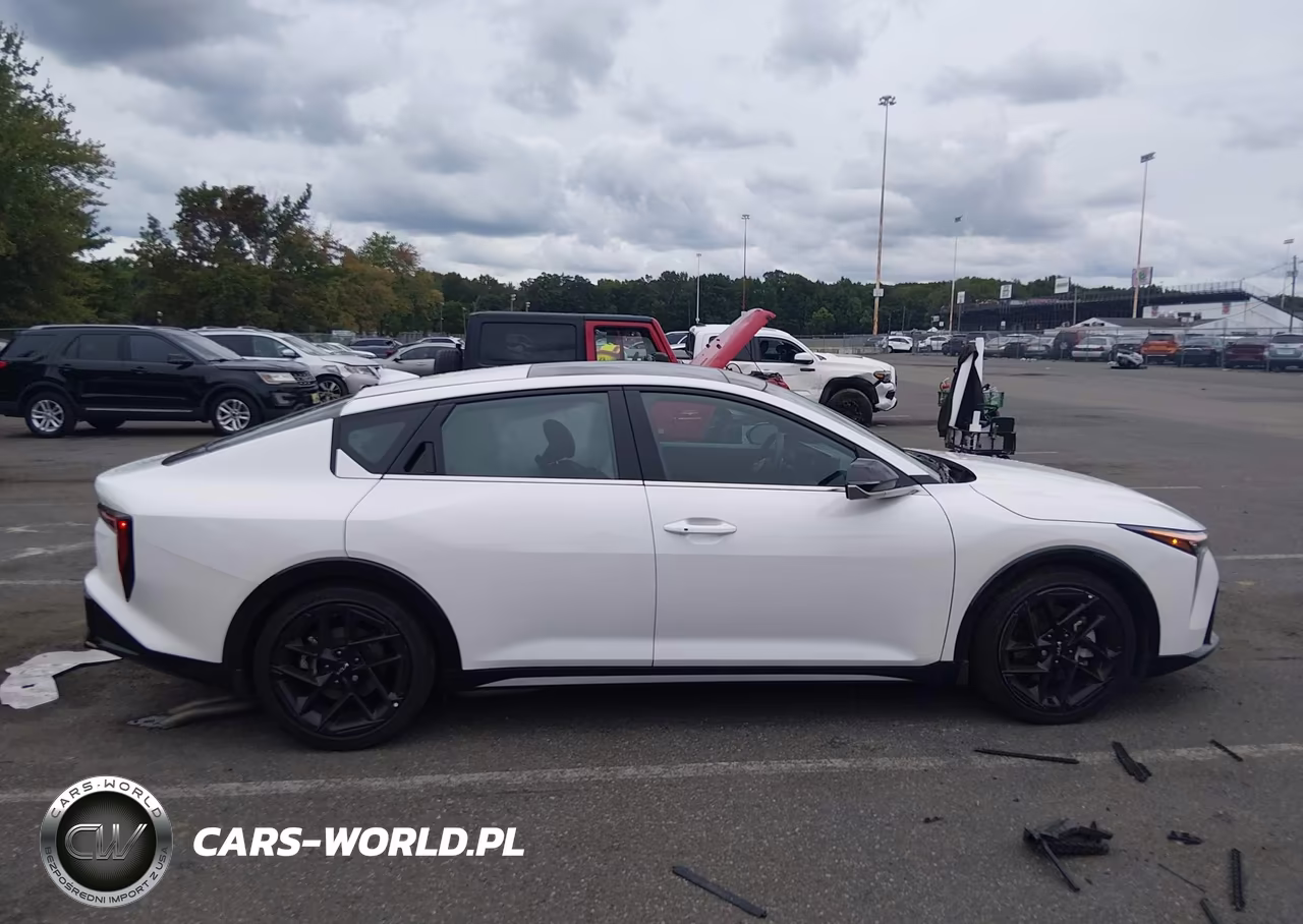 2025 Kia K4 Gt-Line Turbo VIN:3KPFW4DC1SE182788 - 13
