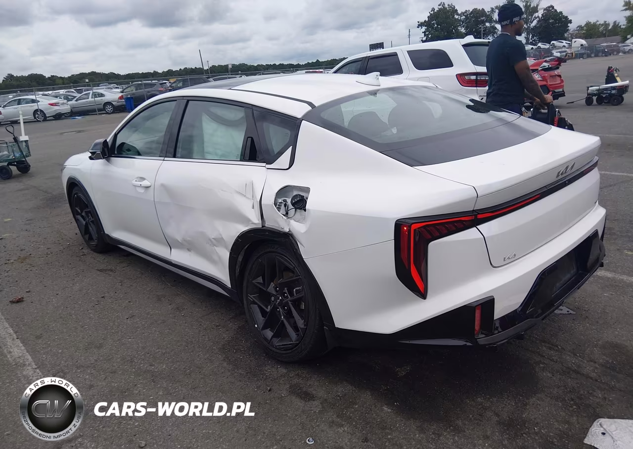 2025 Kia K4 Gt-Line Turbo VIN:3KPFW4DC1SE182788 - 3