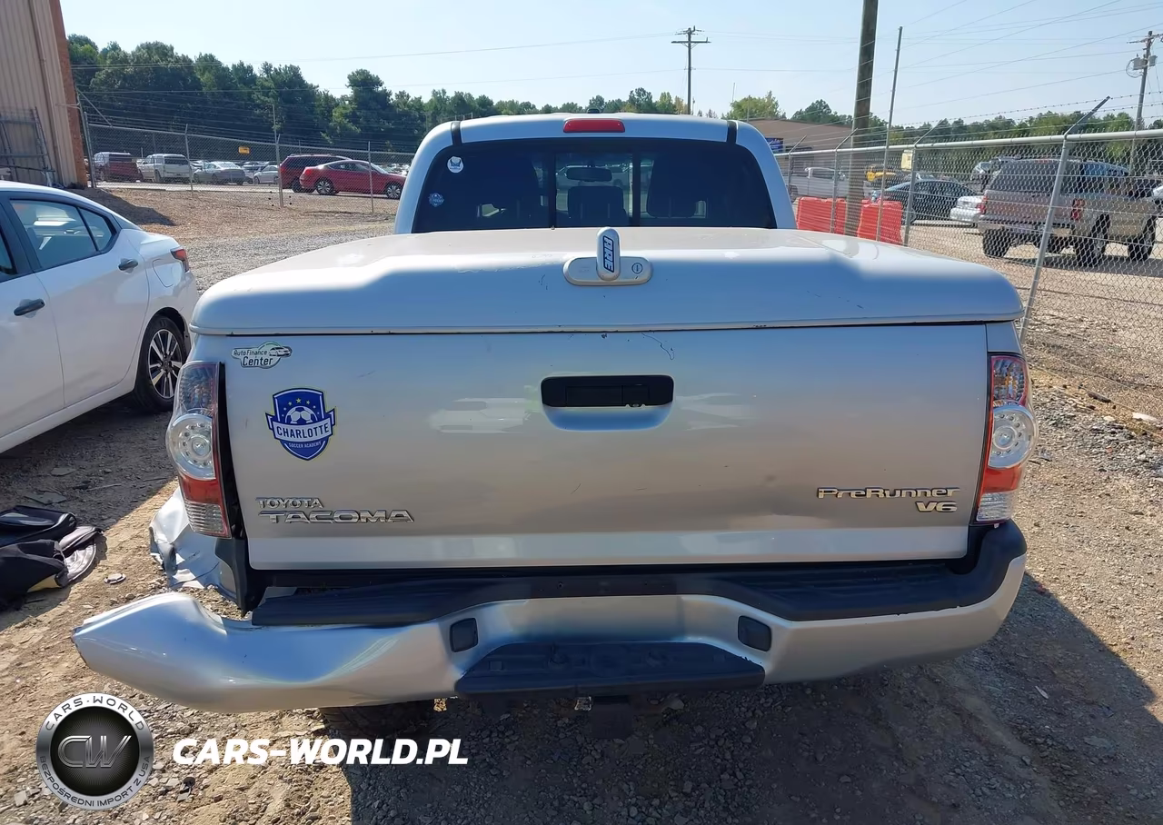2011 Toyota Tacoma Prerunner V6 VIN:5TFKU4HN3BX001545 - 16