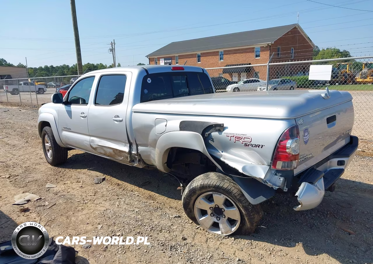 2011 Toyota Tacoma Prerunner V6 VIN:5TFKU4HN3BX001545 - 3