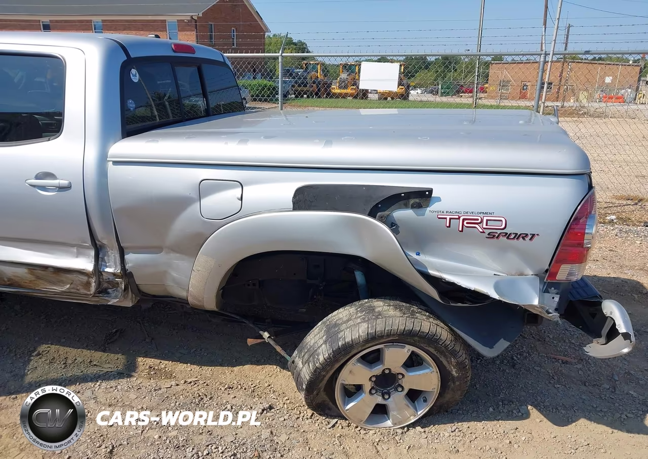 2011 Toyota Tacoma Prerunner V6 VIN:5TFKU4HN3BX001545 - 6