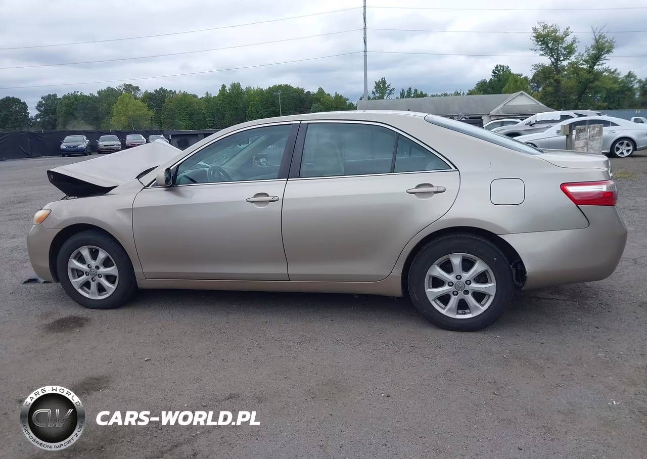 2009 Toyota Camry Le VIN:4T1BE46K79U413187 - 14