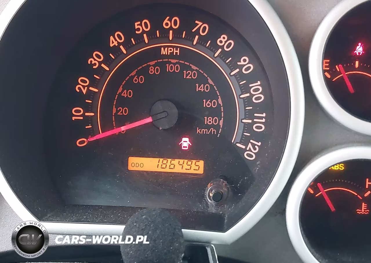 2011 Toyota Tundra Grade 5.7L V8 VIN:5TFUW5F15BX181295 - 16