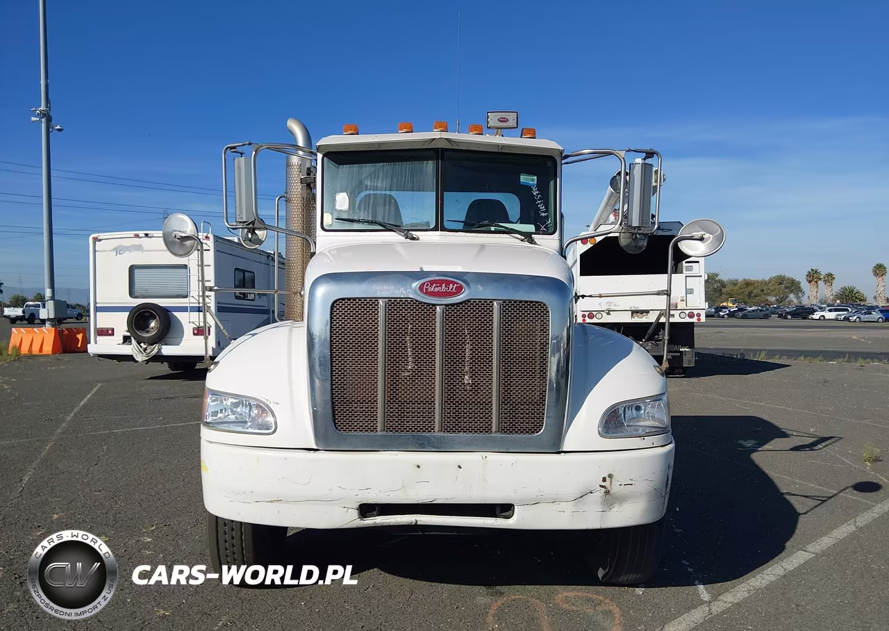 2013 Peterbilt 337 VIN:2NP2HN7X5DM210533 - 12