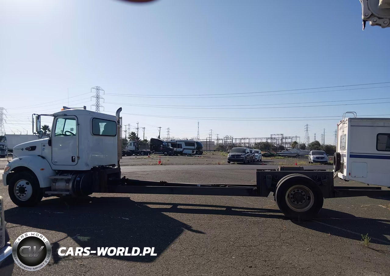 2013 Peterbilt 337 VIN:2NP2HN7X5DM210533 - 14