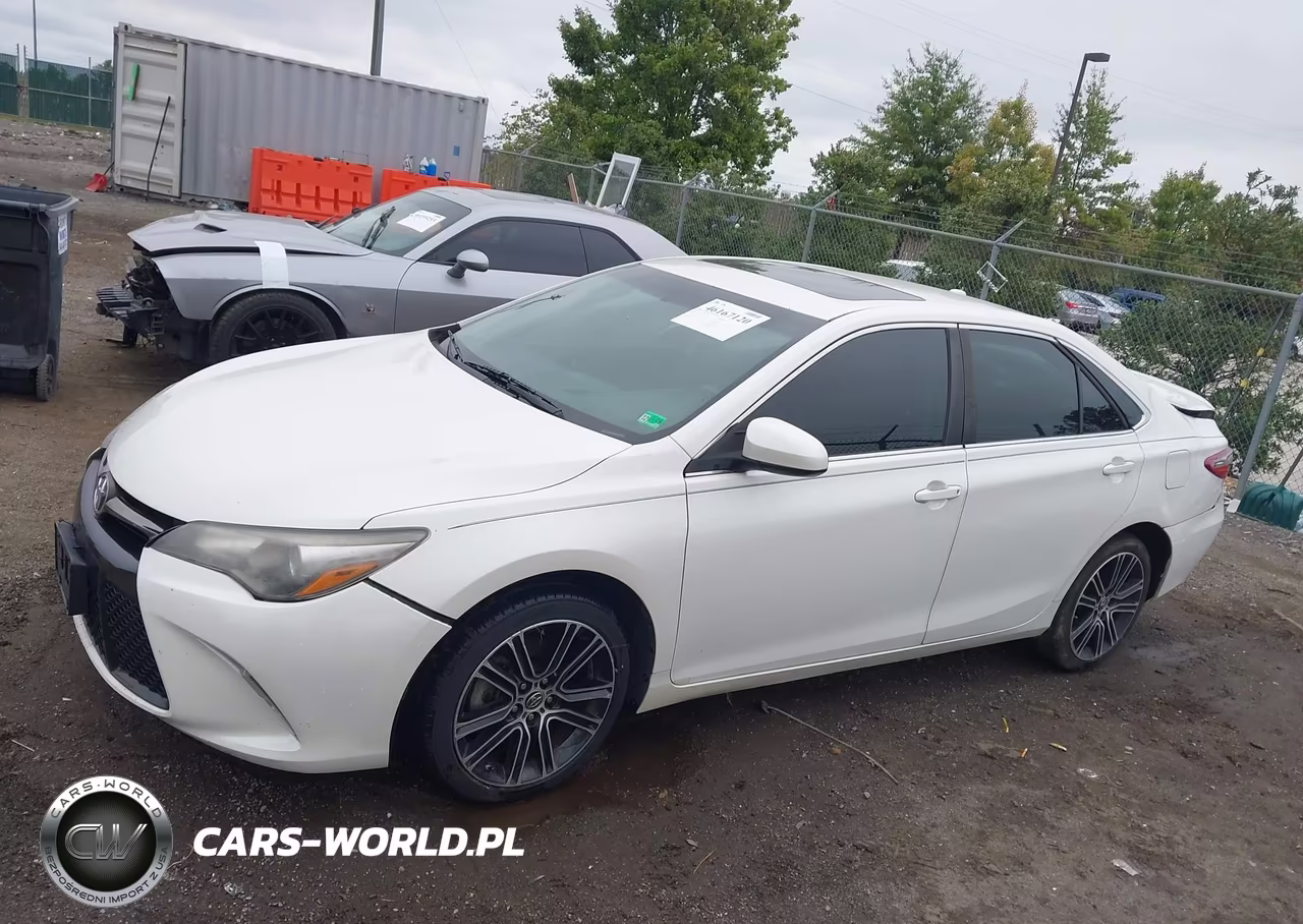 2016 Toyota Camry Se W-Special Edition Pkg VIN:4T1BF1FK7GU142995 - 14
