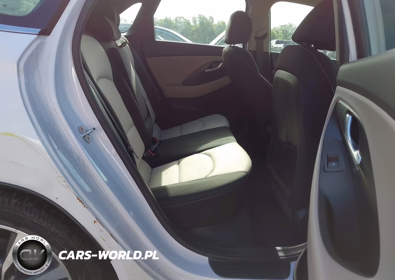 2020 Hyundai Elantra Gt VIN:KMHH35LE9LU135789 - 8