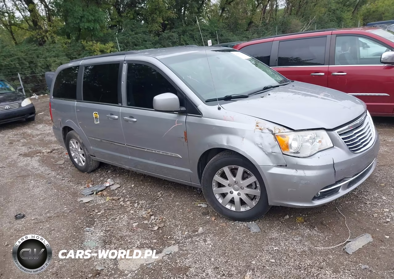 2013 Chrysler Town & Country Touring