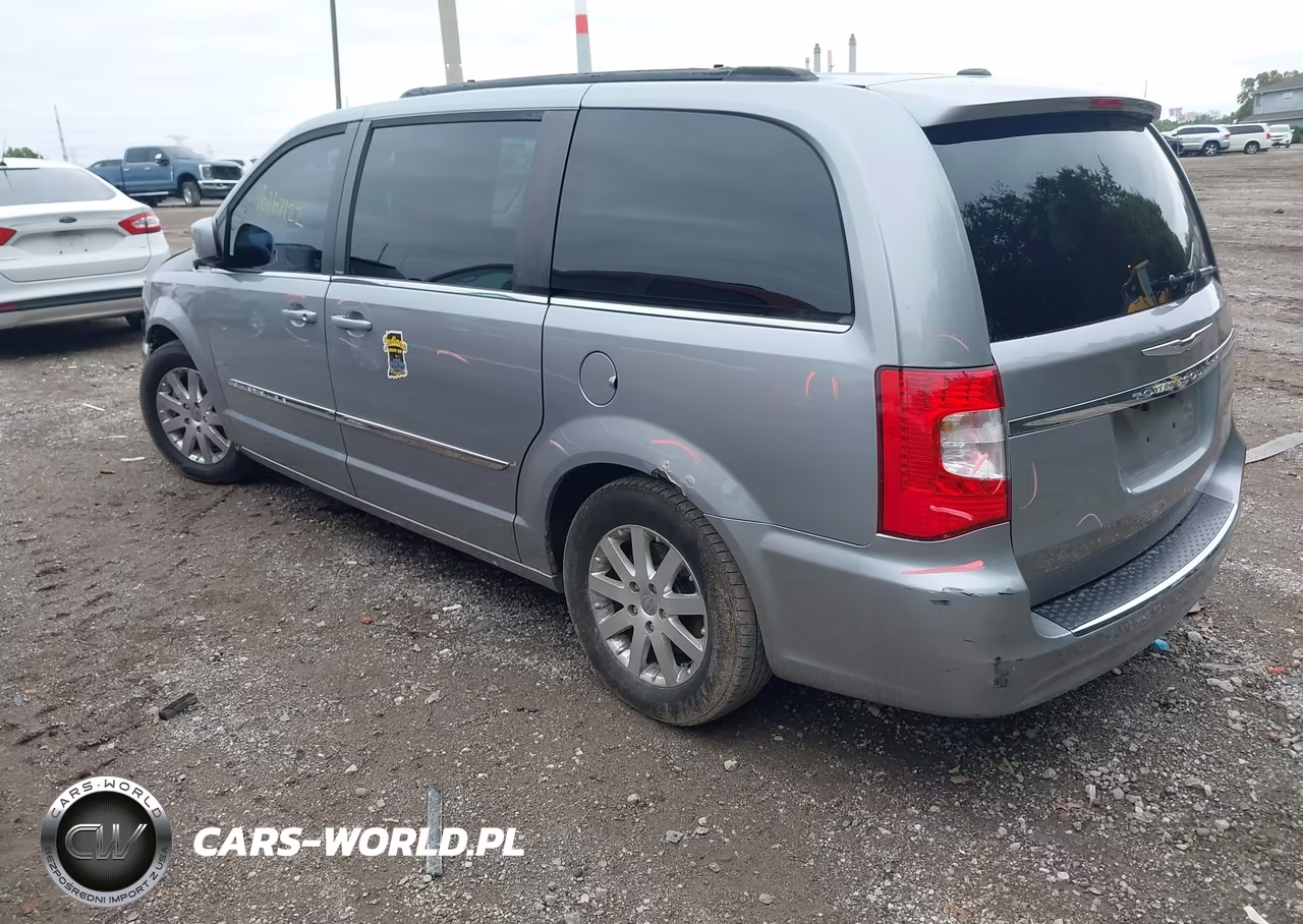 2013 Chrysler Town & Country Touring VIN:2C4RC1BG5DR769653 - 3