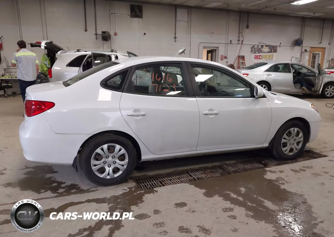 2009 Hyundai Elantra Gls VIN:KMHDU46D99U777284 - 14