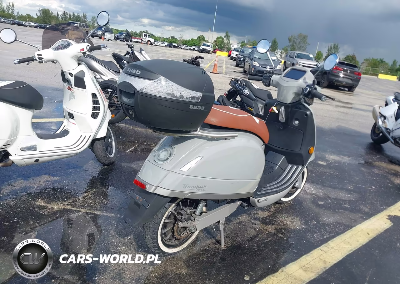 2019 Scooter 50Cc VIN:WEW0A54B1KE000374 - 4