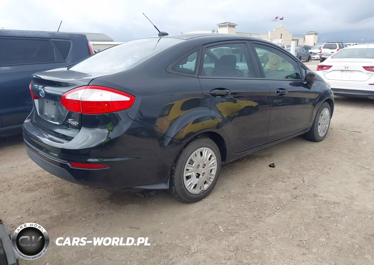 2014 Ford Fiesta S VIN:3FADP4AJXEM203094 - 4