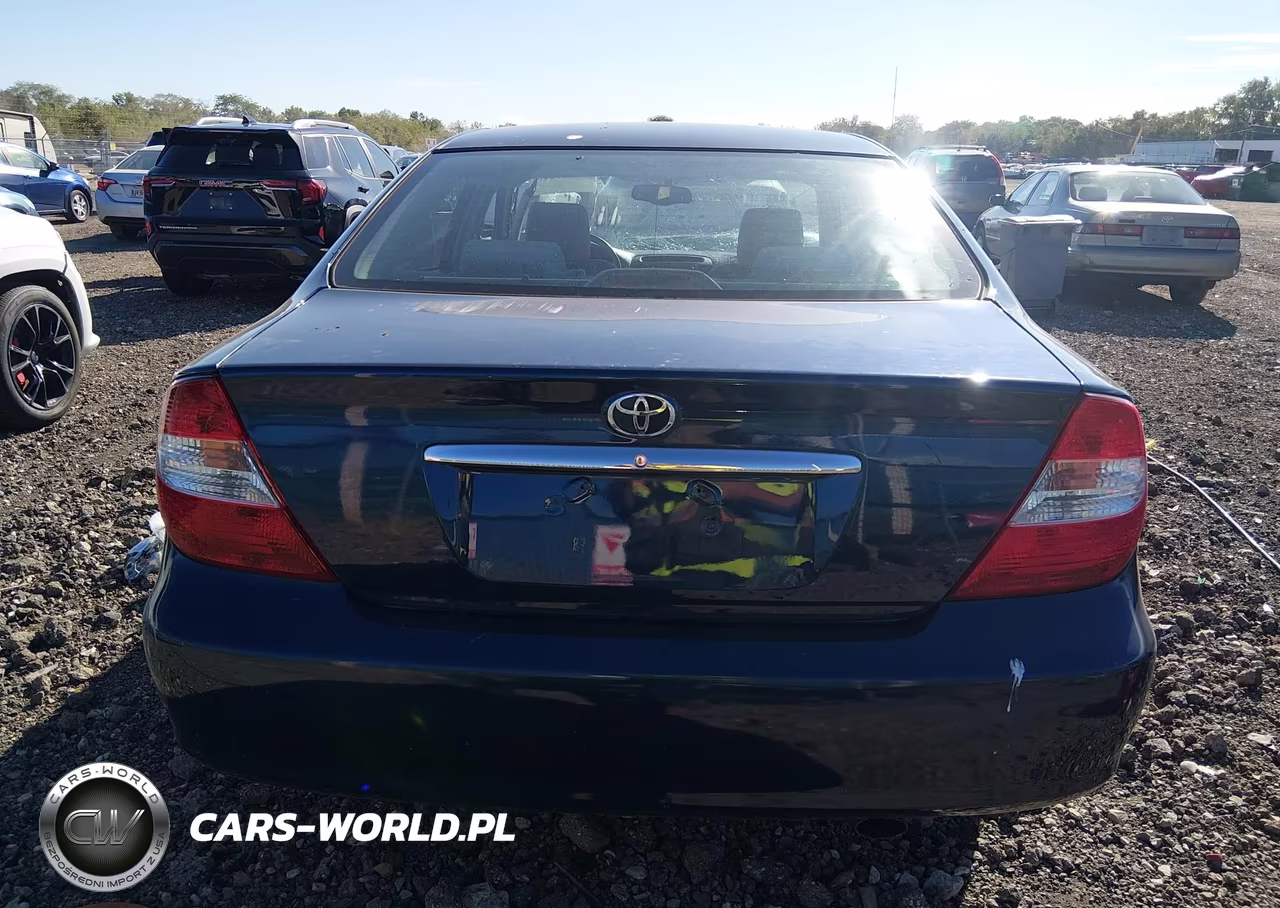 2002 Toyota Camry Xle VIN:4T1BE32K82U610715 - 17