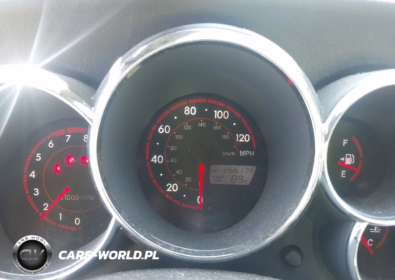 2006 Toyota Matrix VIN:2T1KR32E96C584955 - 7
