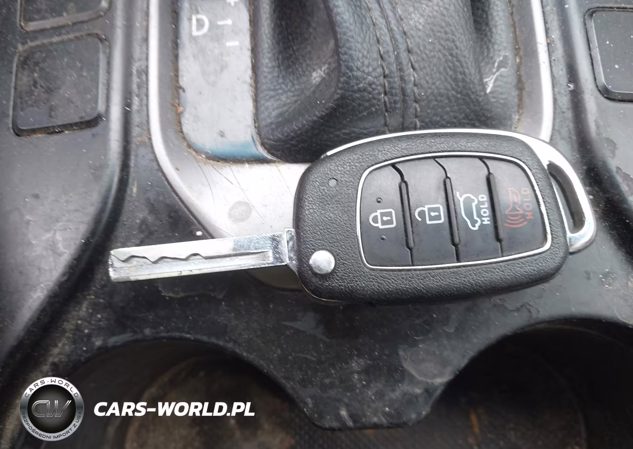2018 Hyundai Santa Fe Sport 2.4L VIN:5NMZT3LB3JH077458 - 11