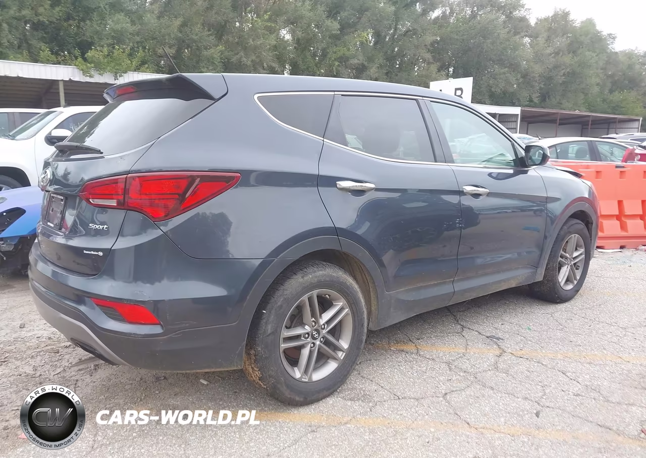 2018 Hyundai Santa Fe Sport 2.4L VIN:5NMZT3LB3JH077458 - 4