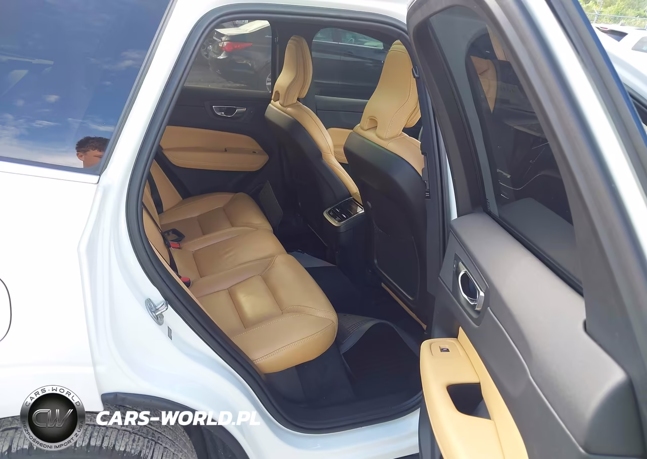 2023 Volvo Xc60 B6 Ultimate Bright Theme VIN:YV4062RA7P1392904 - 8