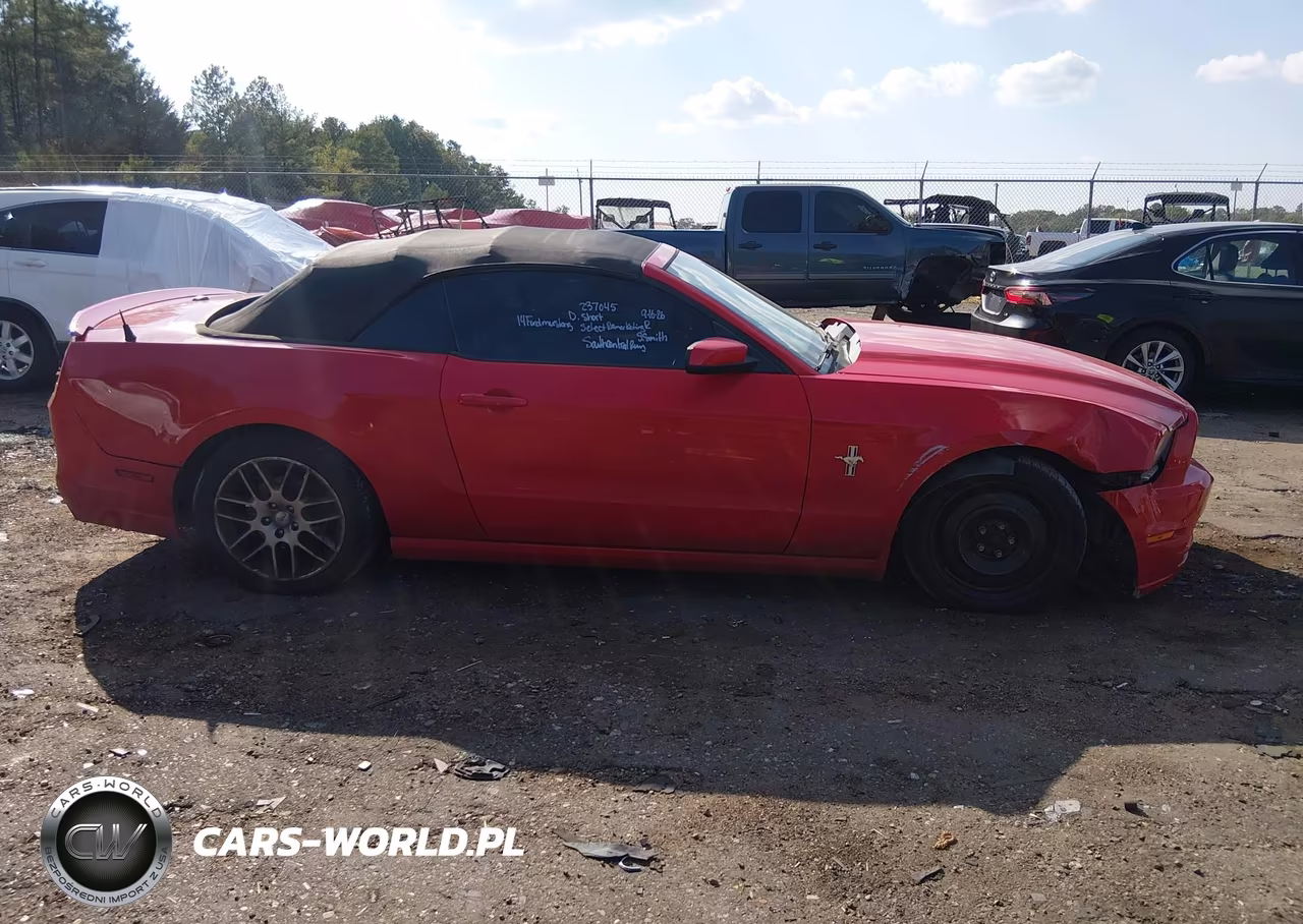 2014 Ford Mustang V6 Premium VIN:1ZVBP8EM2E5237045 - 14