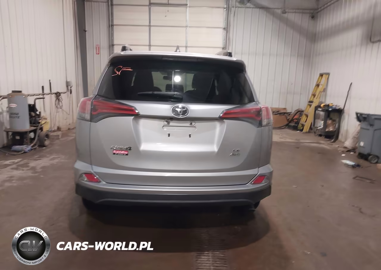 2017 Toyota Rav4 Le VIN:2T3BFREV2HW652190 - 17