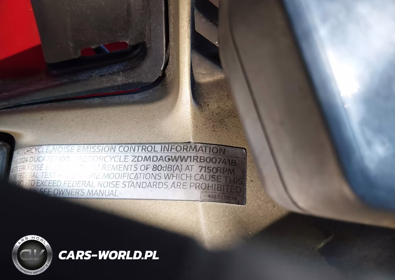 2024 Ducati Panigale V4S VIN:ZDMDAGWW1RB007418 - 10