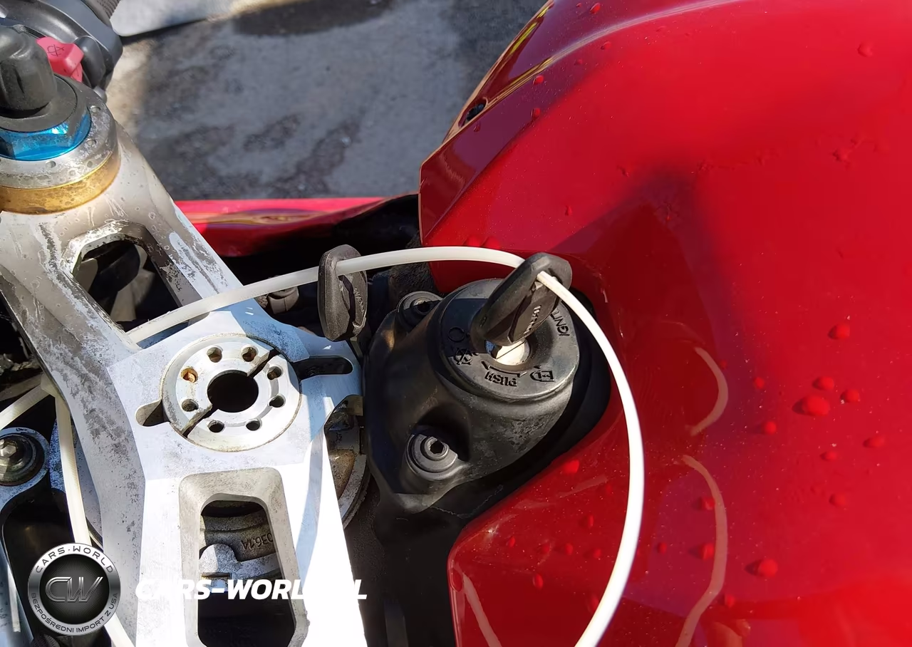 2024 Ducati Panigale V4S VIN:ZDMDAGWW1RB007418 - 11