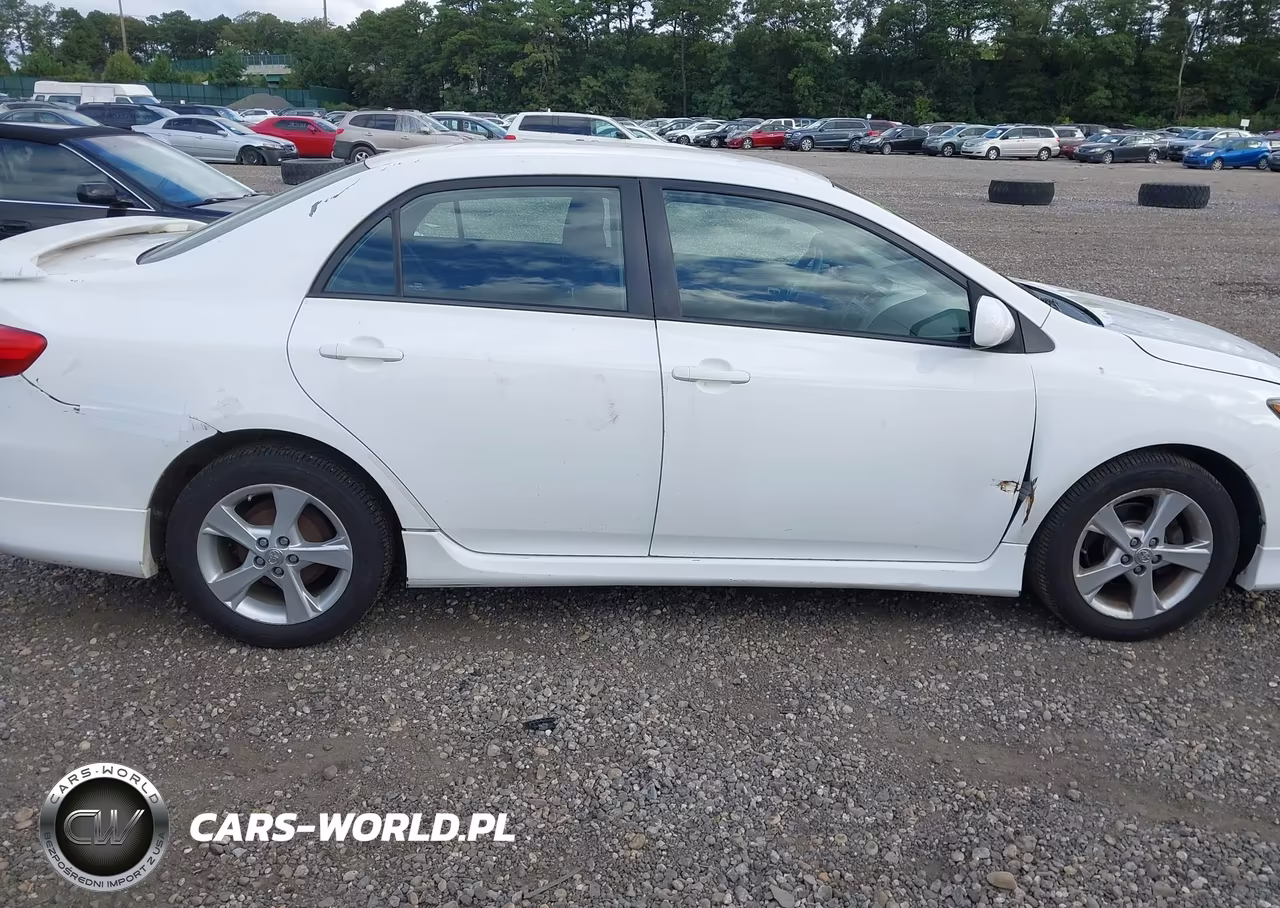 2013 Toyota Corolla S VIN:5YFBU4EE5DP180807 - 13