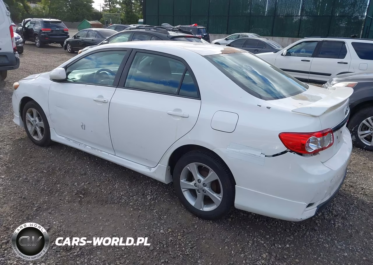 2013 Toyota Corolla S VIN:5YFBU4EE5DP180807 - 3