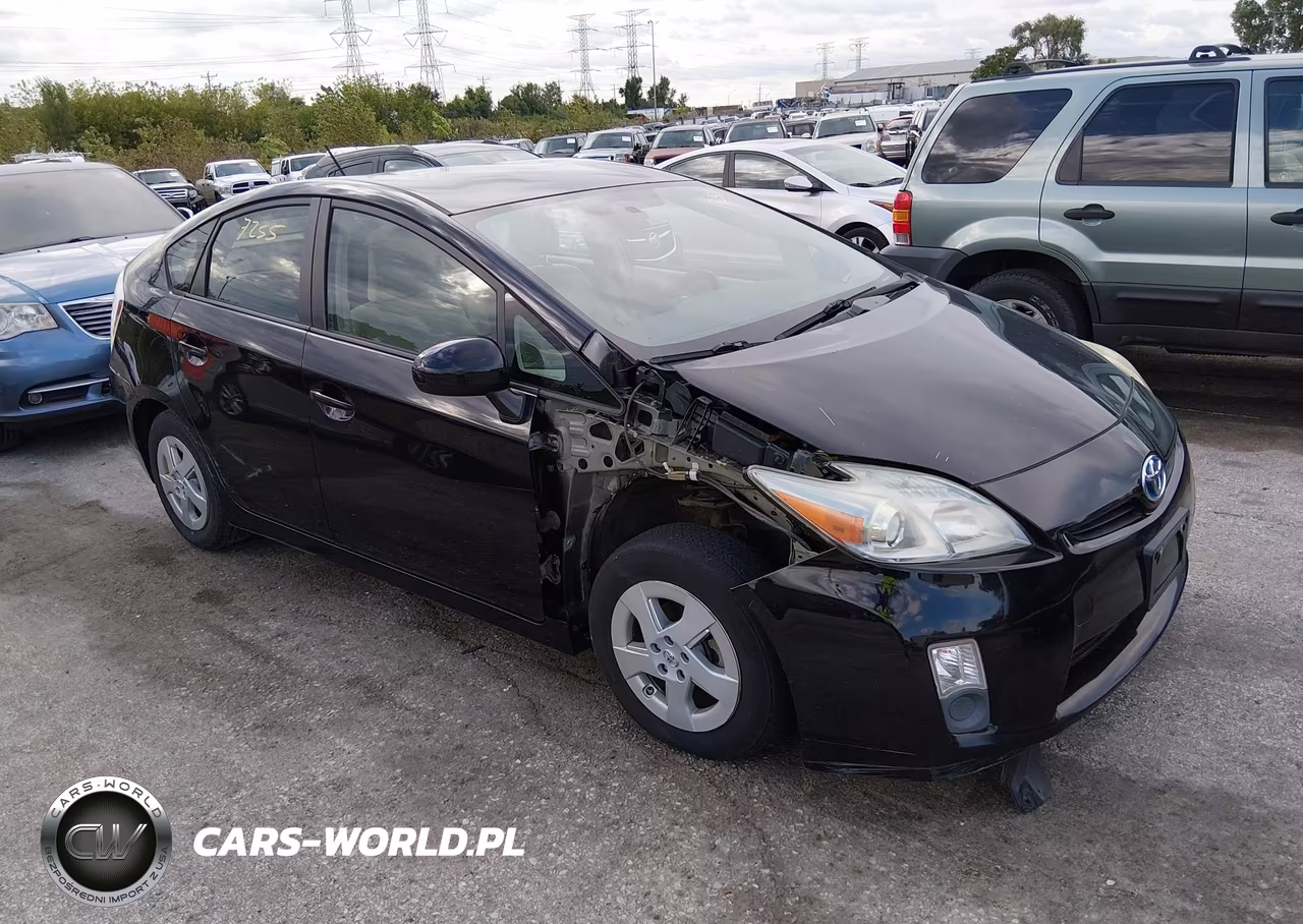 2011 Toyota Prius Two VIN:JTDKN3DUXB5305343 - 1