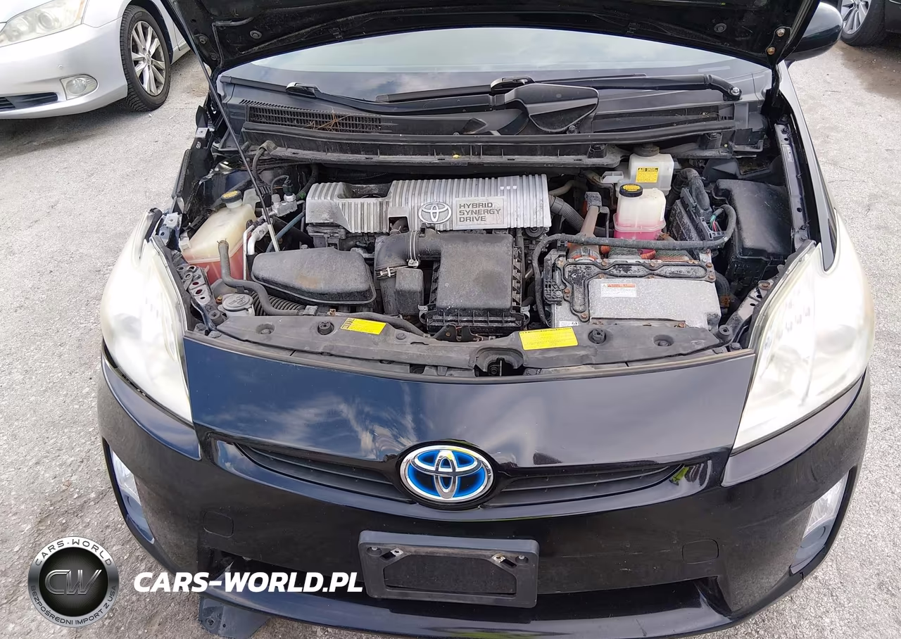 2011 Toyota Prius Two VIN:JTDKN3DUXB5305343 - 10