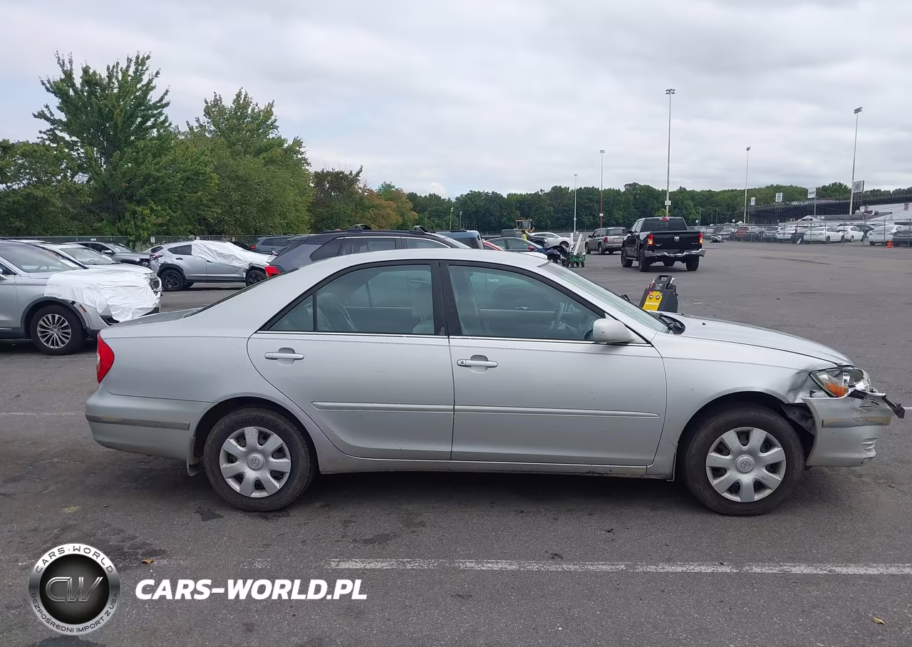 2004 Toyota Camry Le VIN:4T1BE32K94U329591 - 13