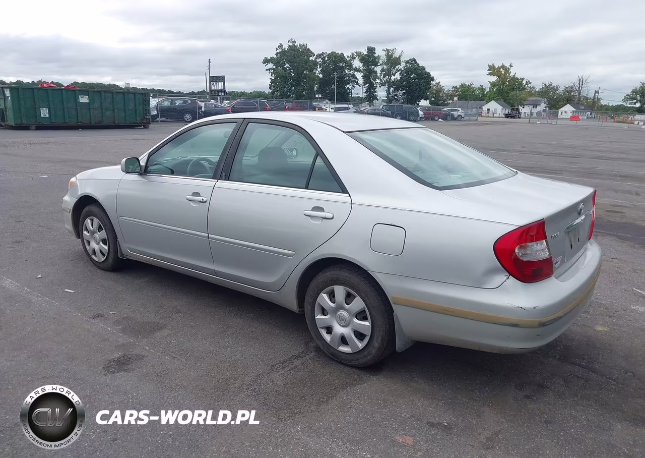 2004 Toyota Camry Le VIN:4T1BE32K94U329591 - 3