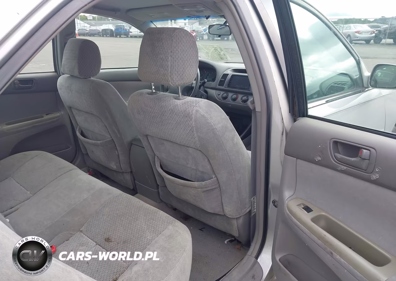 2004 Toyota Camry Le VIN:4T1BE32K94U329591 - 8