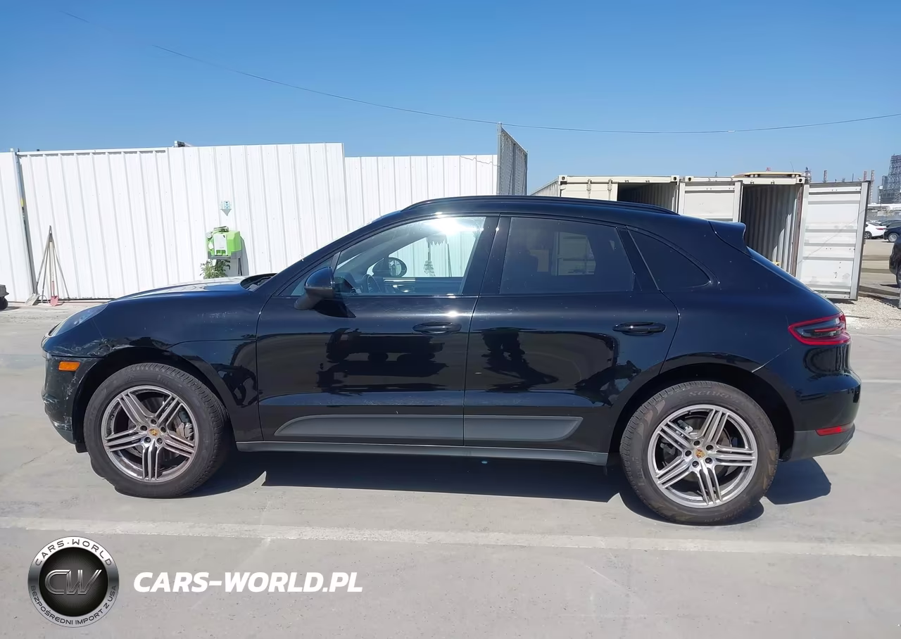 2016 Porsche Macan S VIN:WP1AB2A54GLB49233 - 14