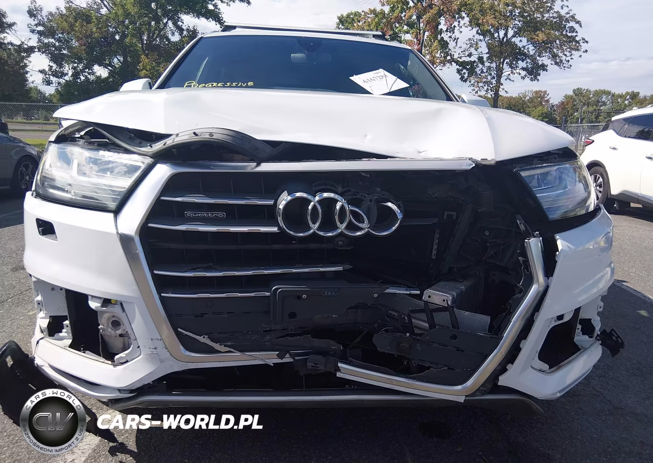 2017 Audi Q7 3.0T Premium VIN:WA1LAAF75HD036544 - 12