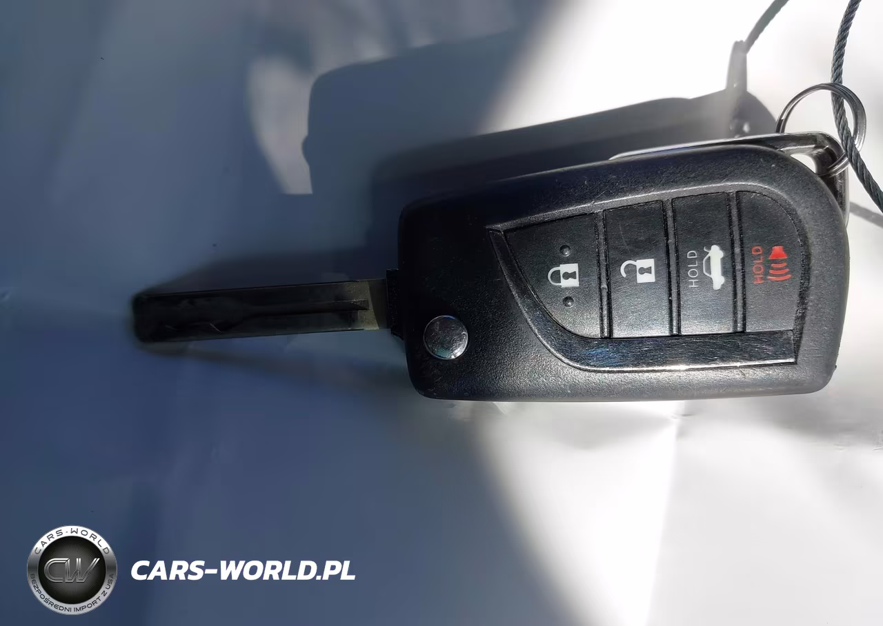 2020 Toyota Camry Se VIN:4T1G11AK0LU972790 - 11