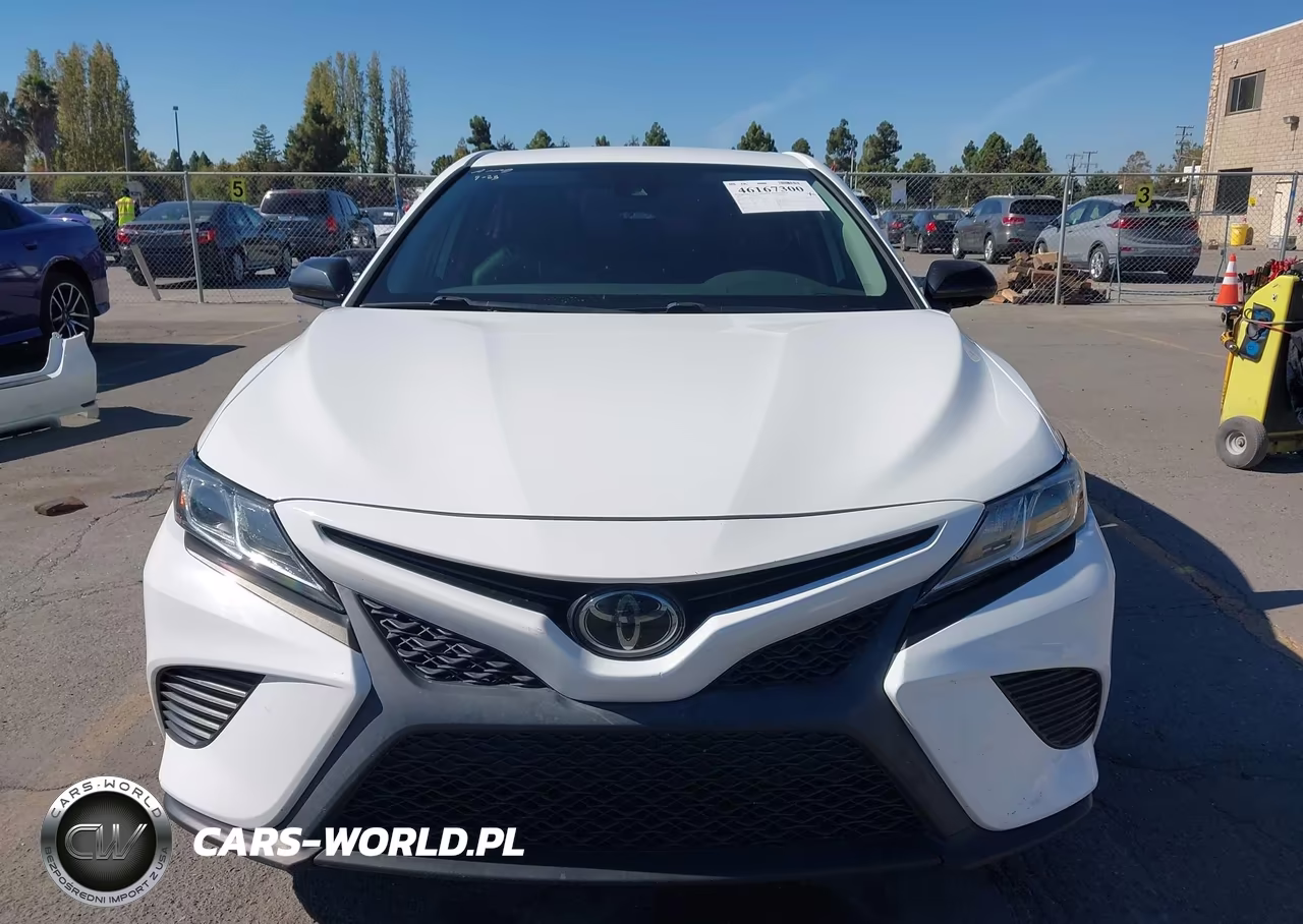 2020 Toyota Camry Se VIN:4T1G11AK0LU972790 - 13