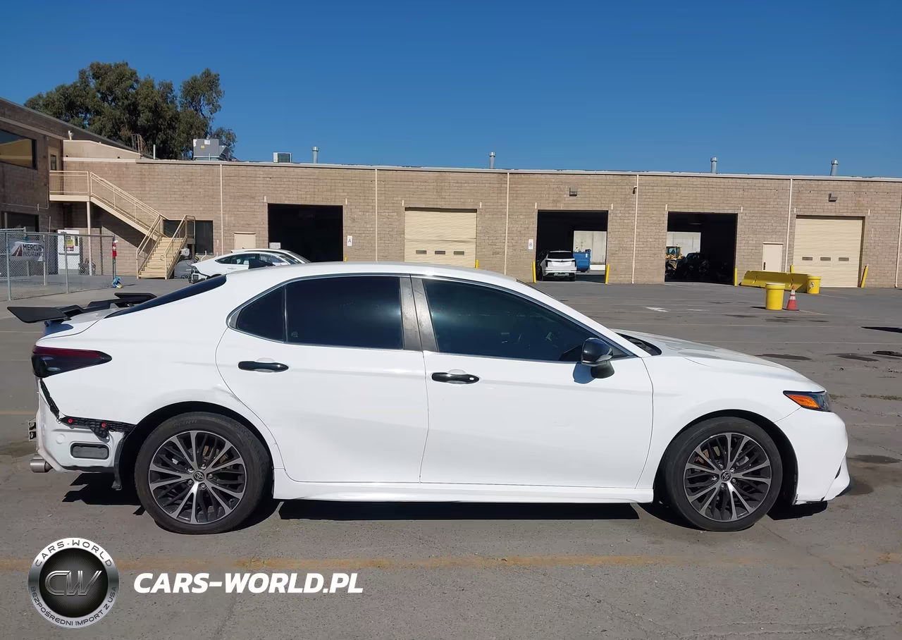 2020 Toyota Camry Se VIN:4T1G11AK0LU972790 - 14