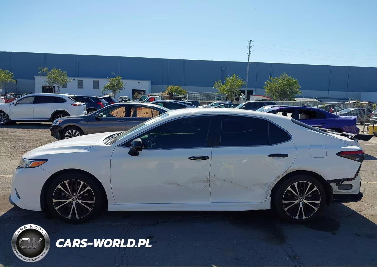 2020 Toyota Camry Se VIN:4T1G11AK0LU972790 - 15