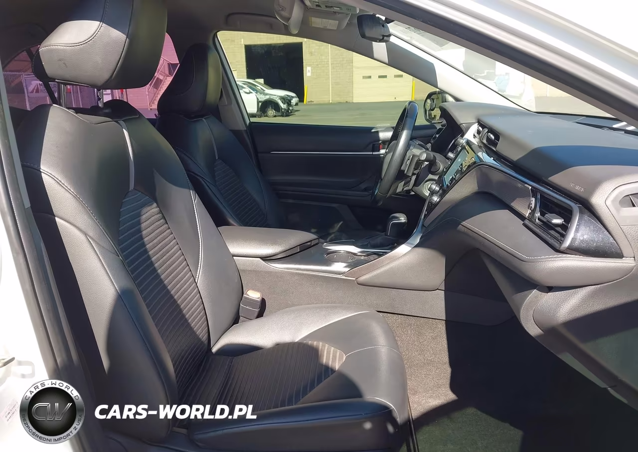 2020 Toyota Camry Se VIN:4T1G11AK0LU972790 - 5