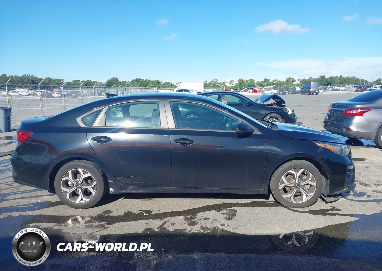 2021 Kia Forte Lxs VIN:3KPF24AD7ME348968 - 13