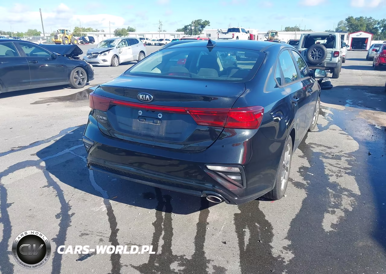 2021 Kia Forte Lxs VIN:3KPF24AD7ME348968 - 4
