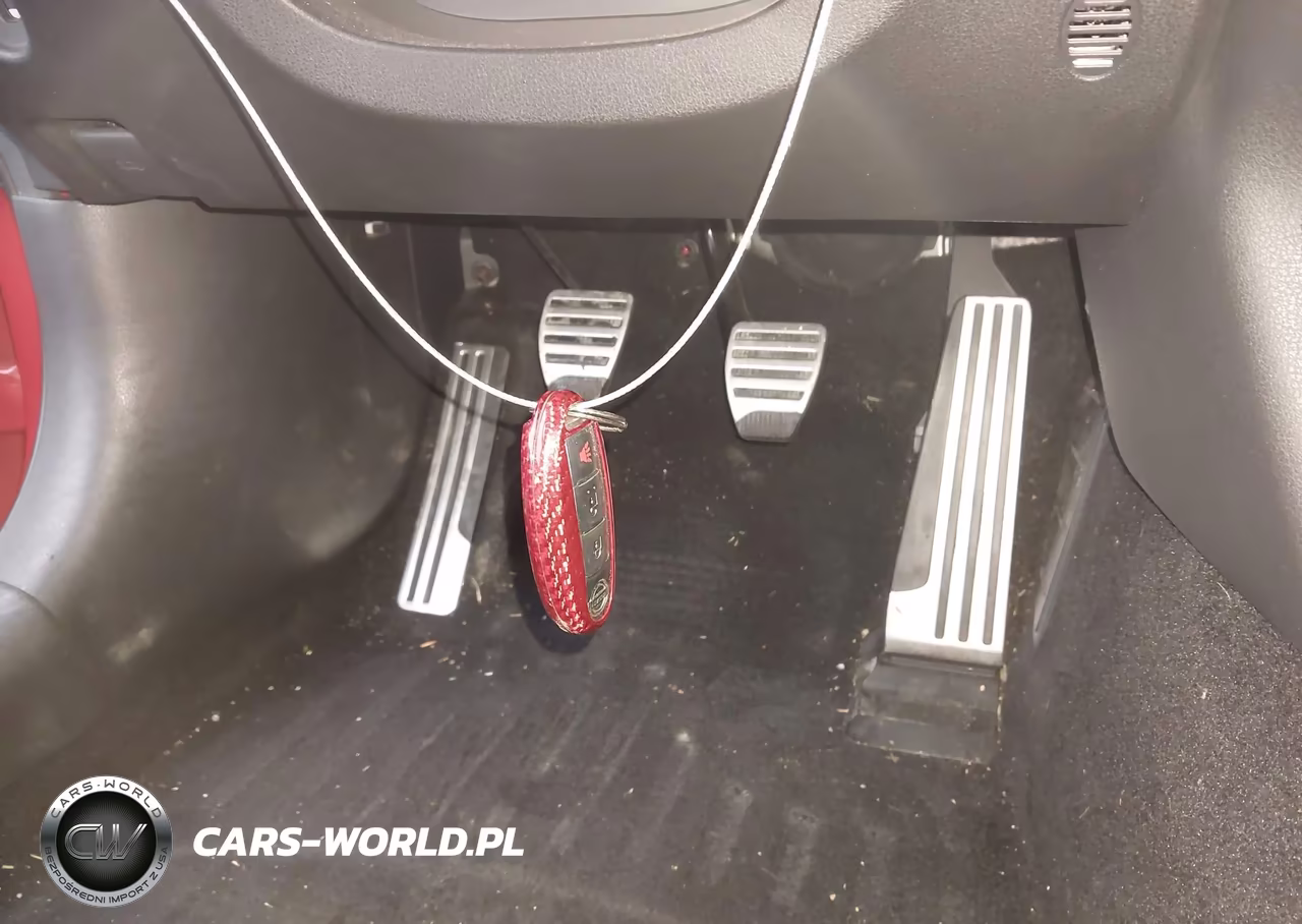 2017 Nissan 370Z Nismo Tech VIN:JN1AZ4EH7HM952646 - 11