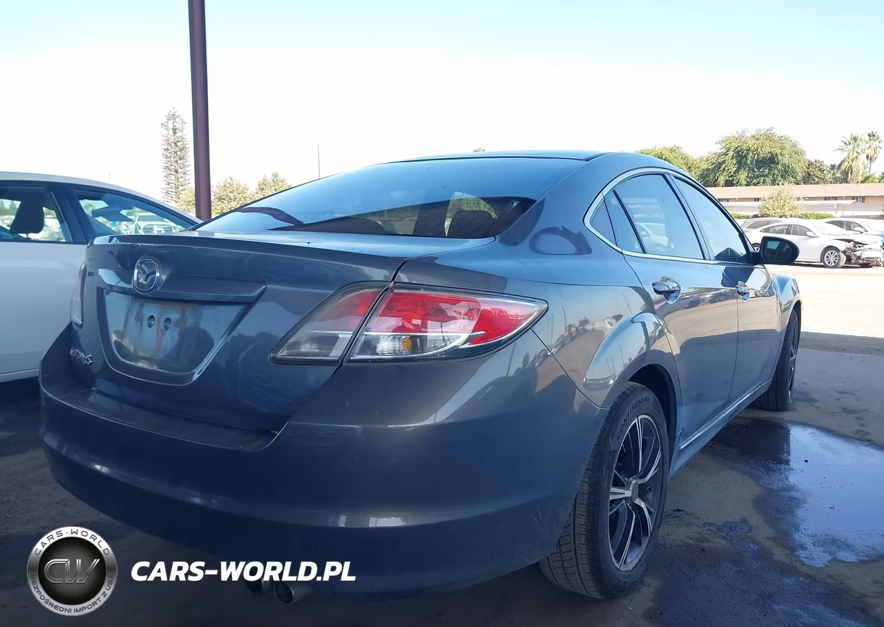 2010 Mazda Mazda6 I Touring VIN:1YVHZ8CHXA5M12174 - 4