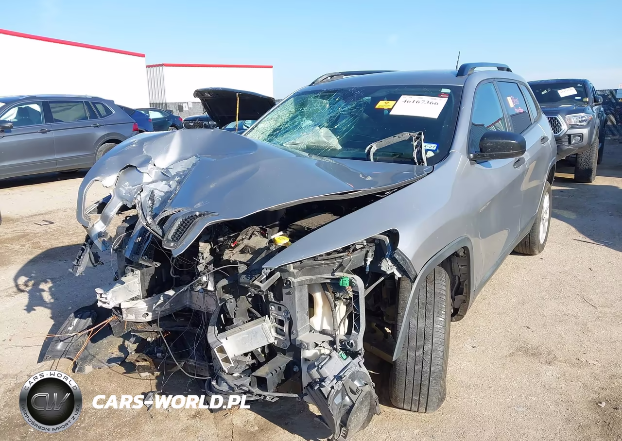 2015 Jeep Cherokee Sport VIN:1C4PJLAB7FW760560 - 2